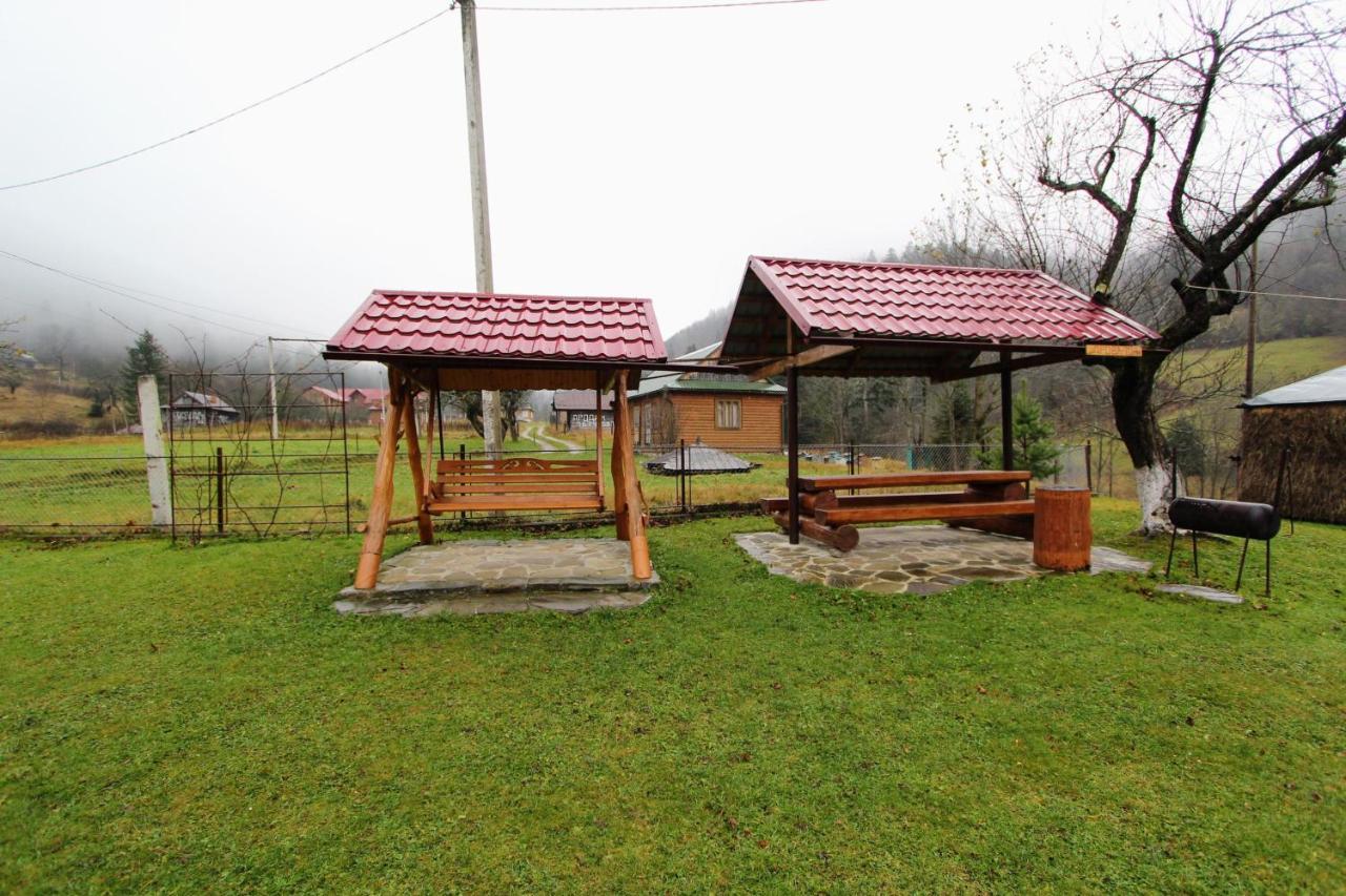 Appartamento Карпатська Полонина Jaremče Esterno foto